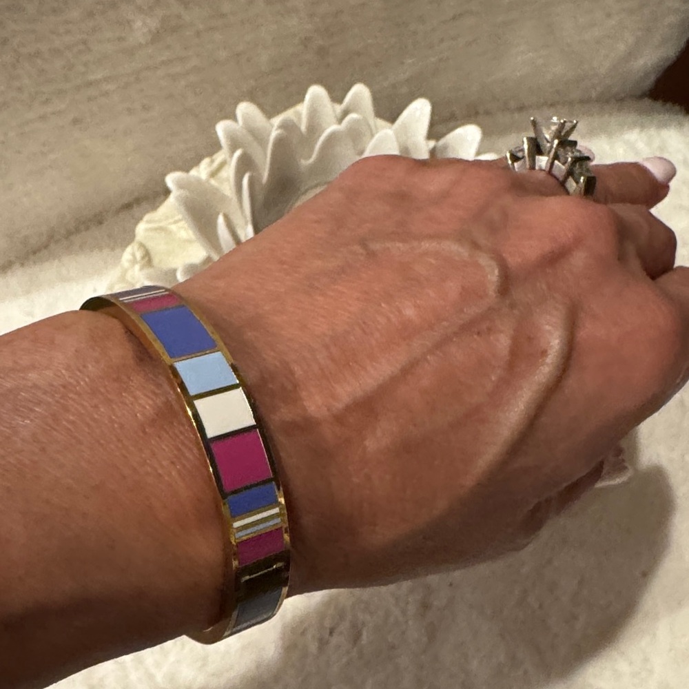 AUTHENTIC Kate Spade Gold Bangle with Blue and Red Accents - Picture 4 of 6